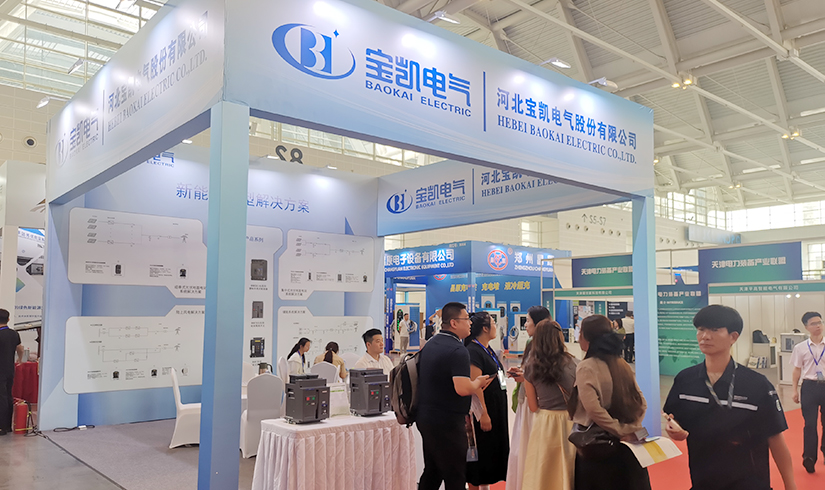 暴击行业天花板！pa视讯电气硬核技术亮相天津清洁能源展，引央视记者及能源产业巨头现场“挖宝”